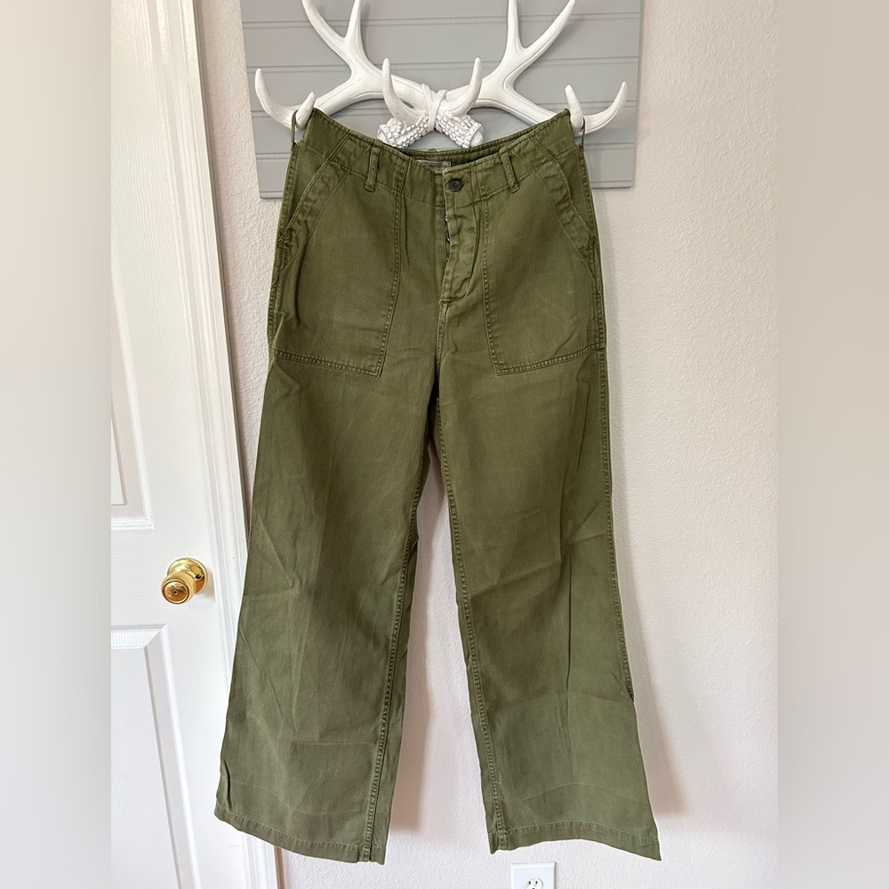 Zara Green Wide Leg Pants; size 6; high waisted